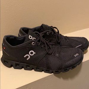 On Cloud Cloud X Women’s Size 8 Sneakers